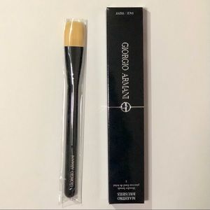 Giorgio Armani Maestro Brushes: Blender brush+gift